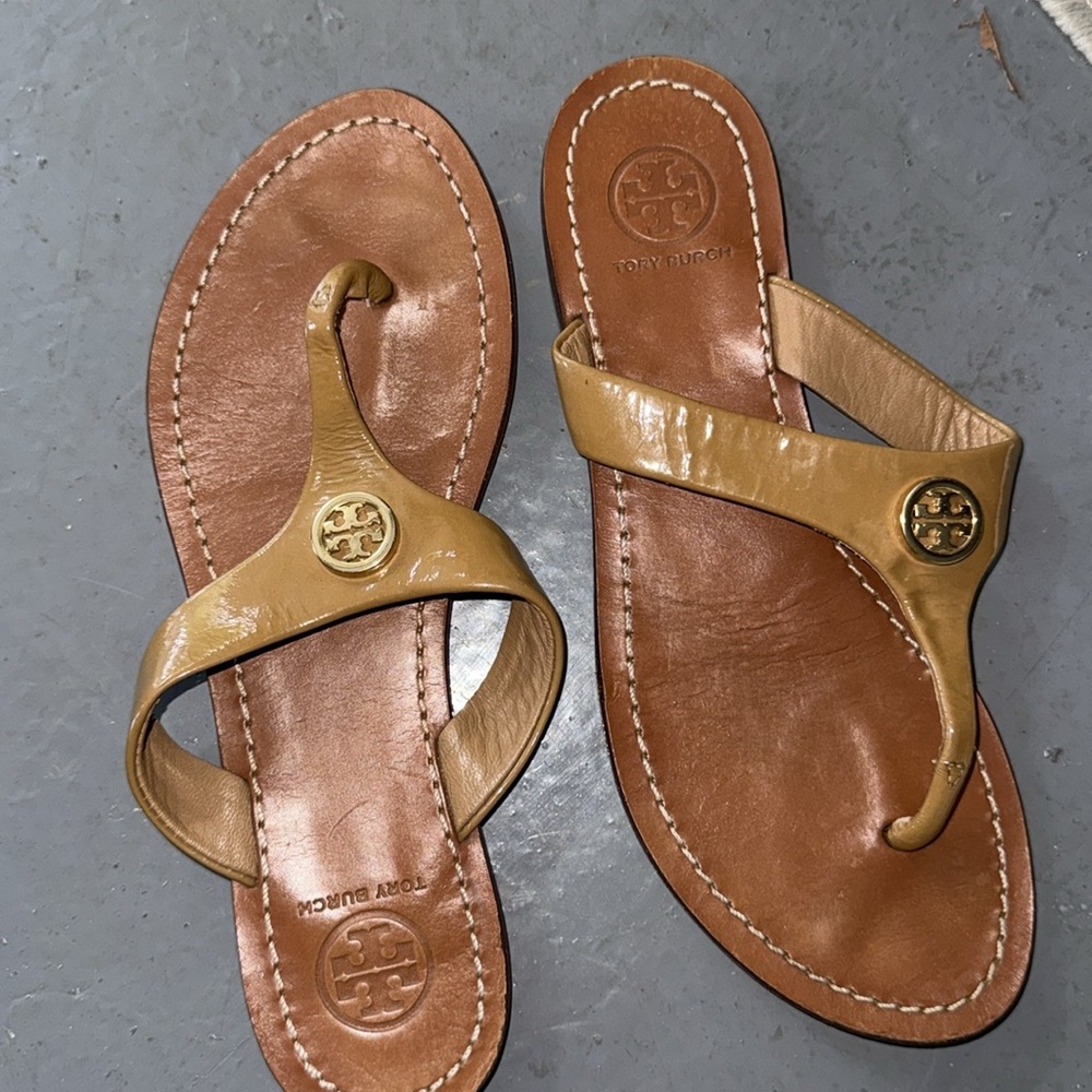 Tory Burch, flat sandals size 7 - Picture 3 of 3